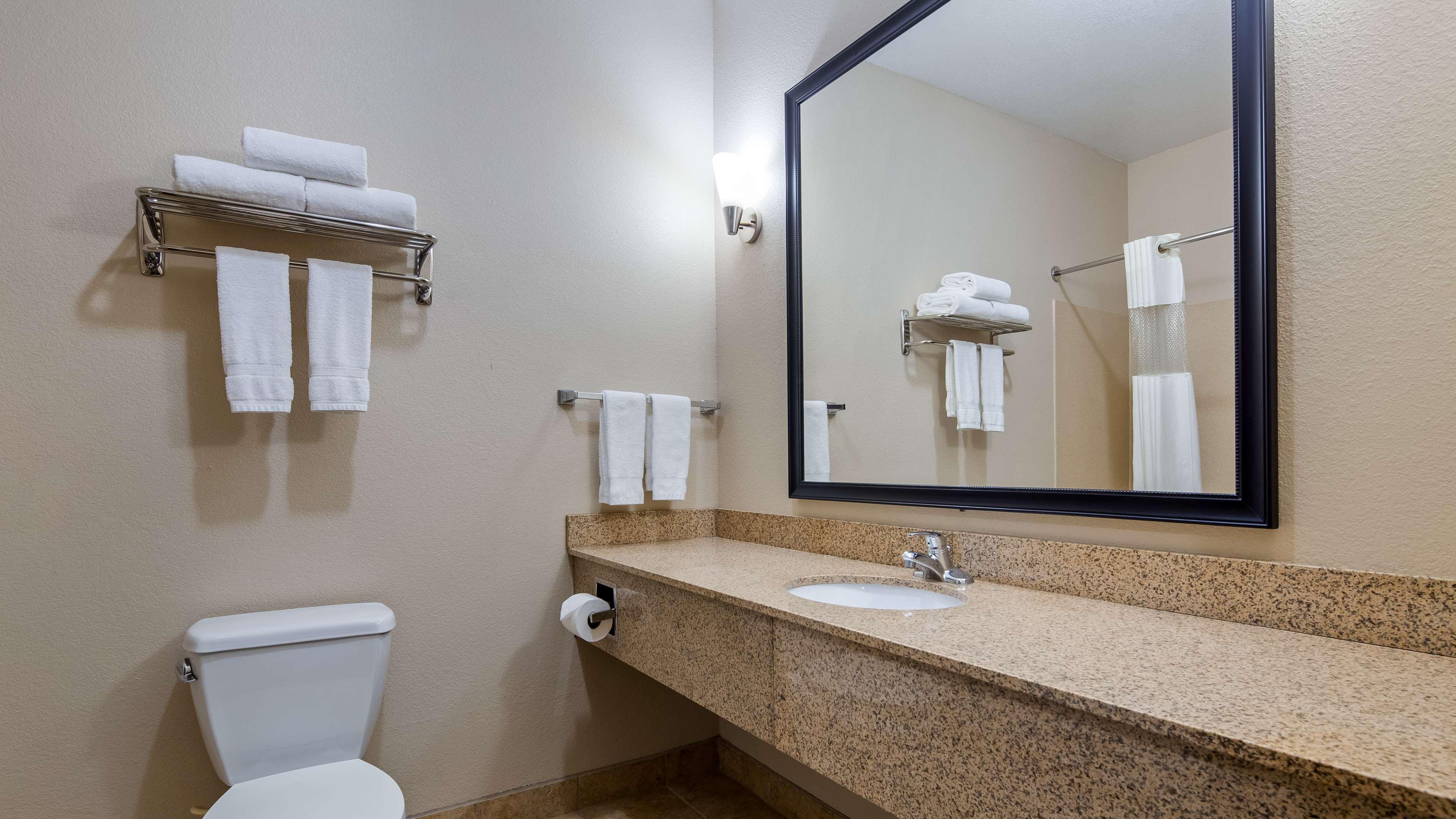 Best Western Plus Eastgate Inn & Suites Ουιτσιτά Εξωτερικό φωτογραφία